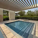 Frank Porter - Club Villas